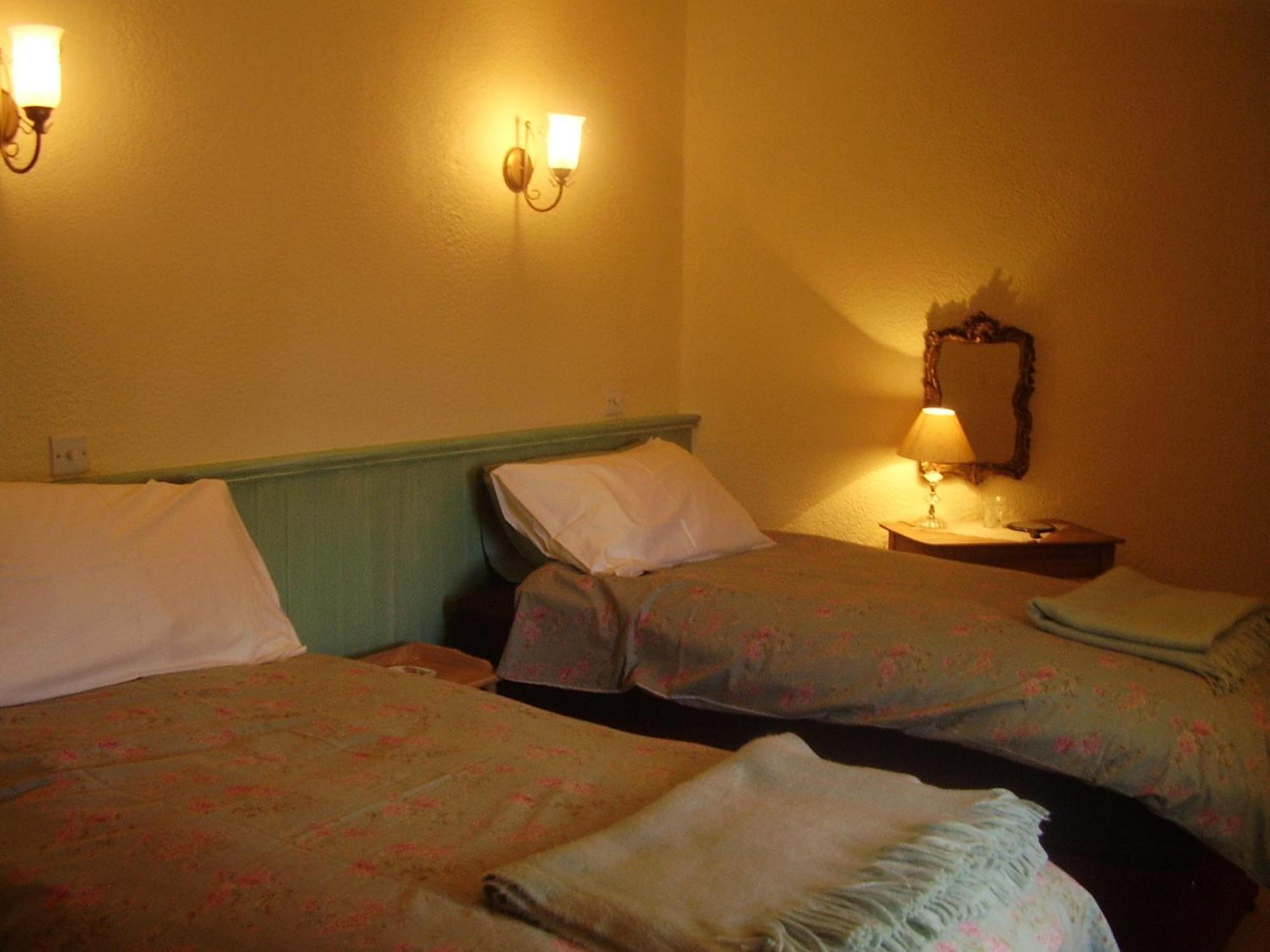 Glenboy Country Accommodation Oldcastle Экстерьер фото